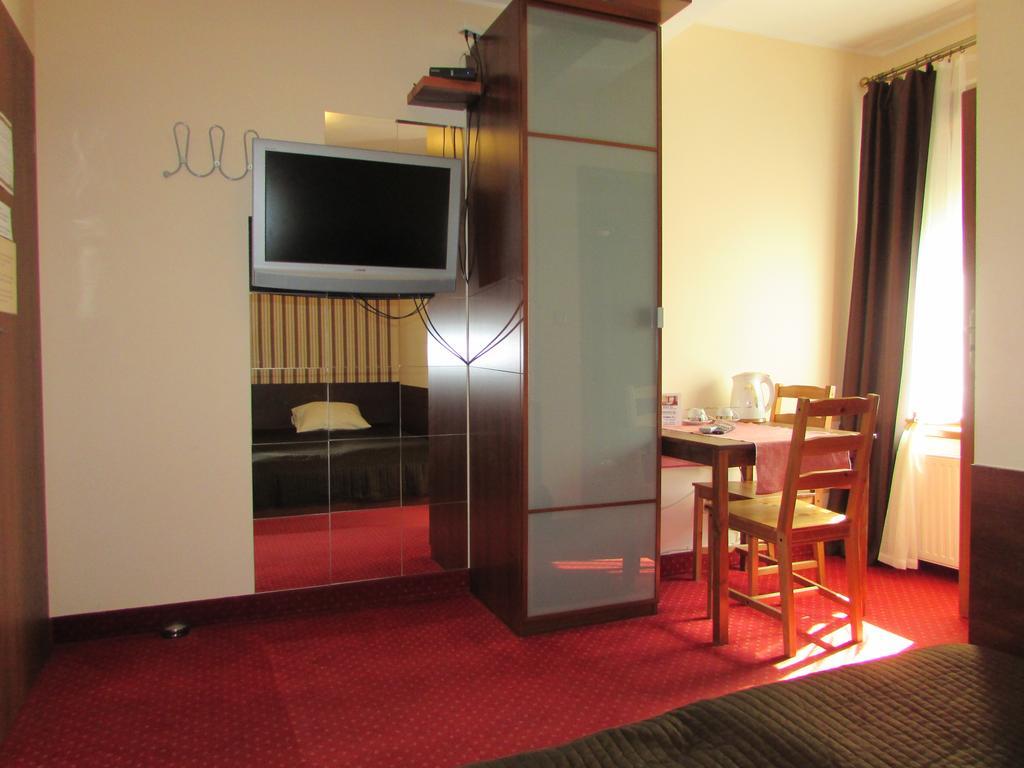 Villa Ventana Poznan City Free Parking Sniadanie W Cenie Pokoj fotografie